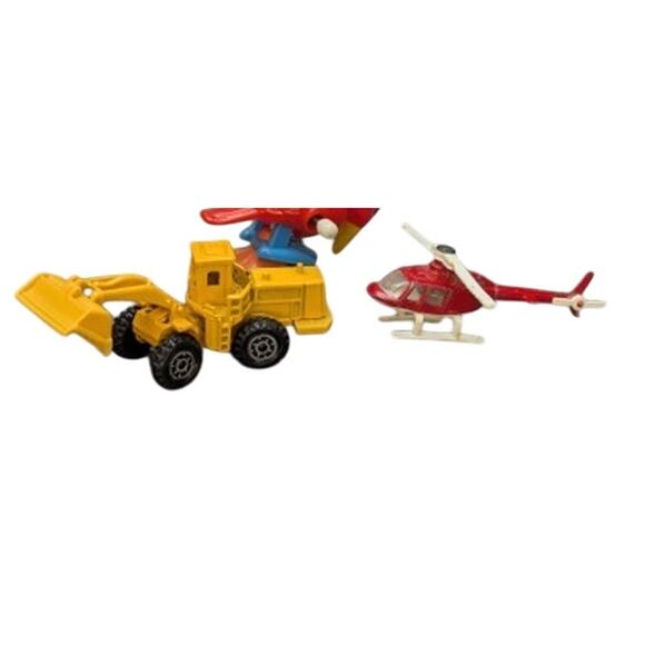 Vtg Die Cast Toy Lot Corgi Red Helicopter Zee Toys Mini Macks Front Loader P379 - Picture 8 of 8